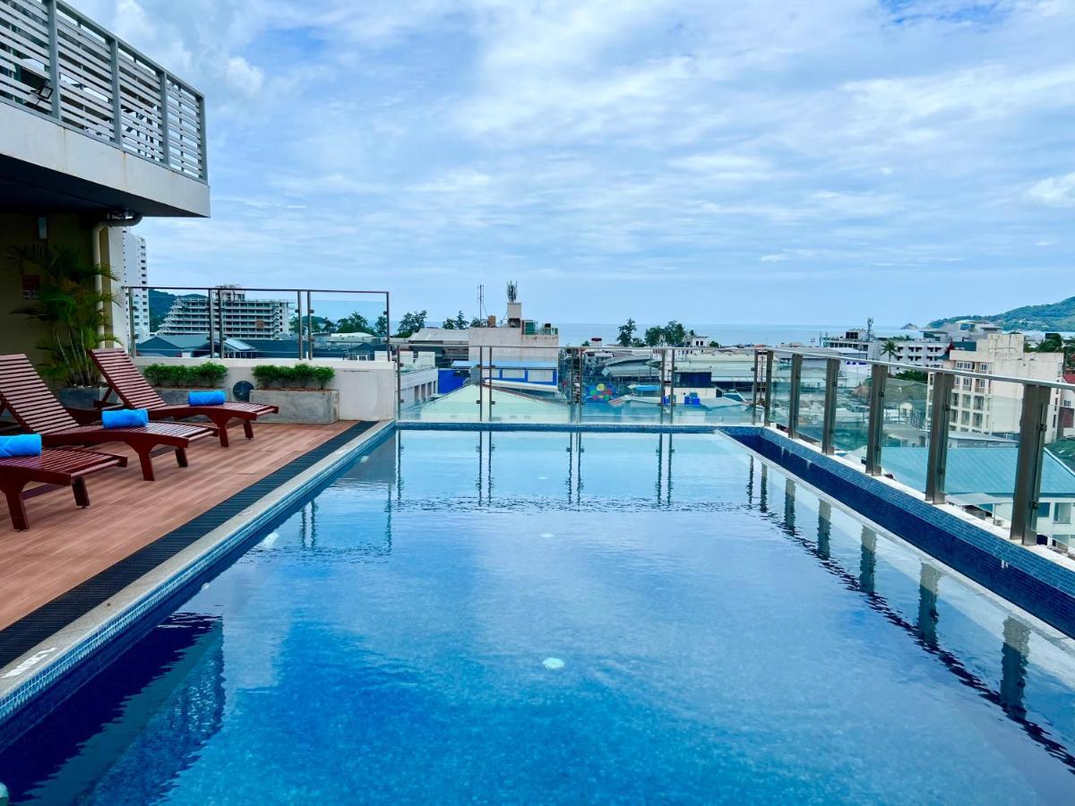 Centro One Patong Hotel Exterior photo