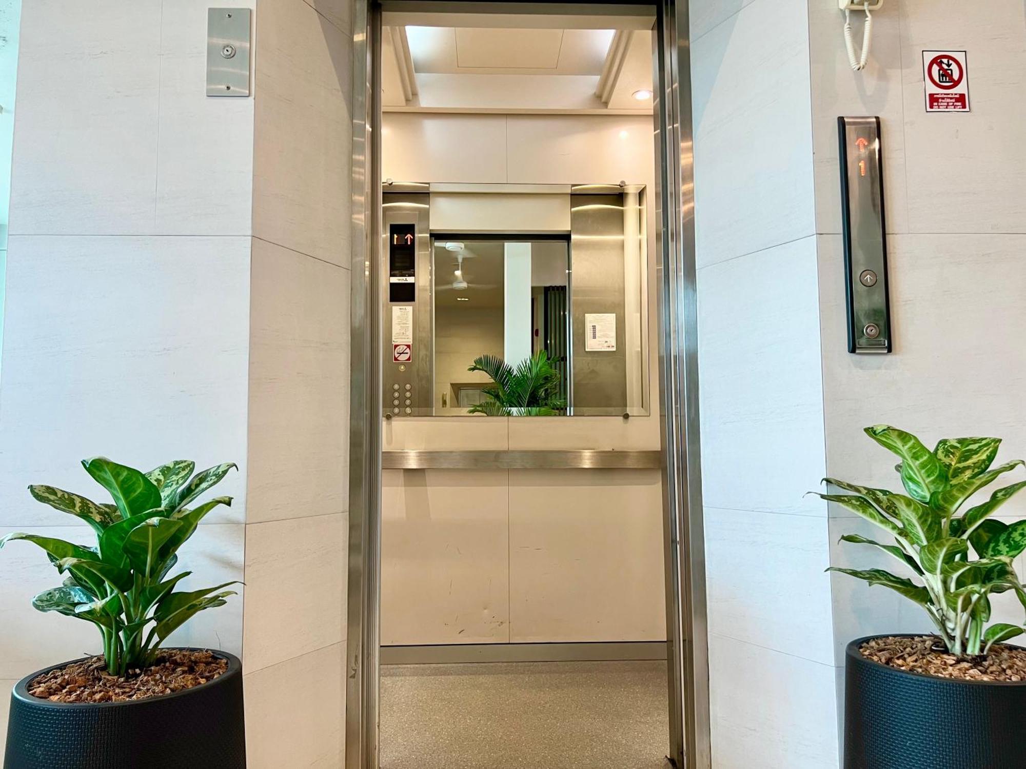 Centro One Patong Hotel Exterior photo